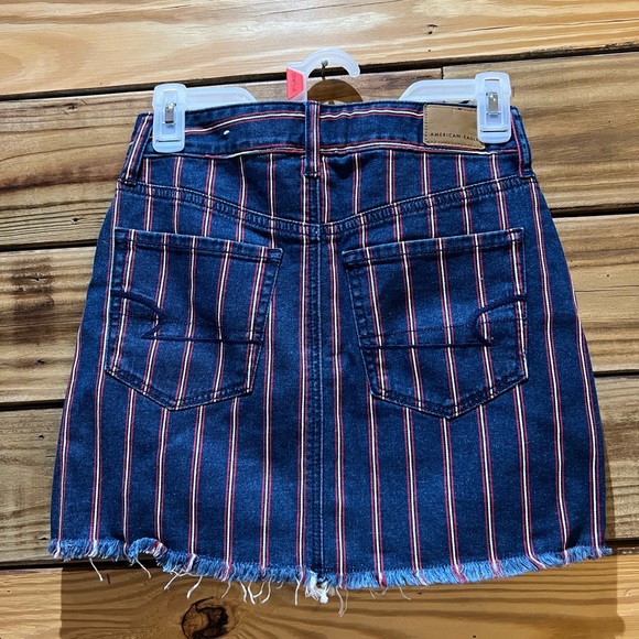American Eagle Jean Skirt - Picture 3 of 4